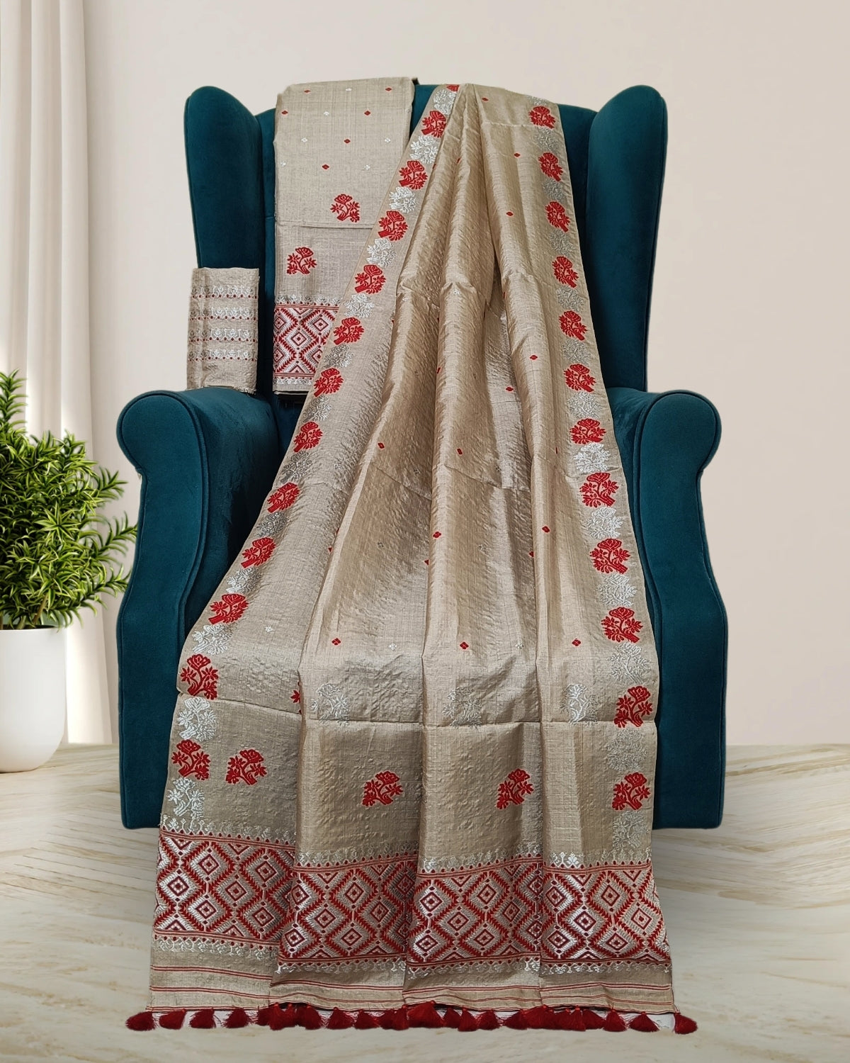 Tussar silk mekhela sador
