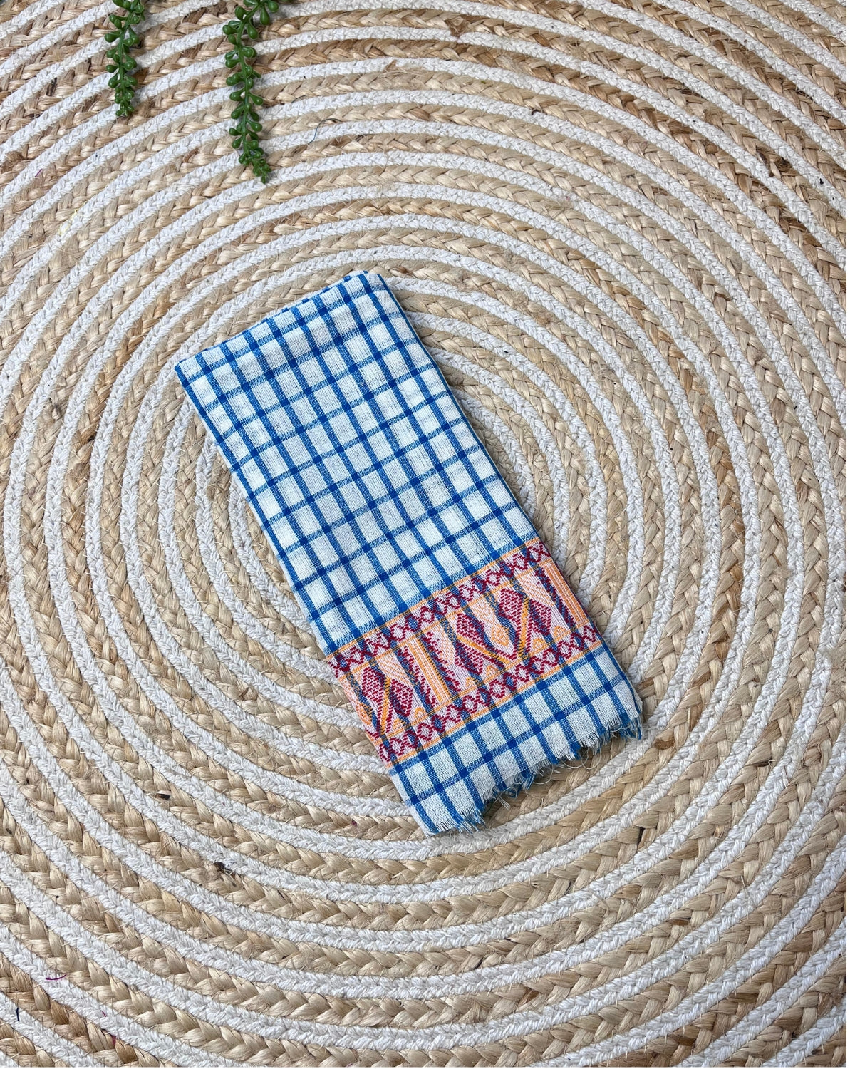 Pajok design Mising mekhela sador