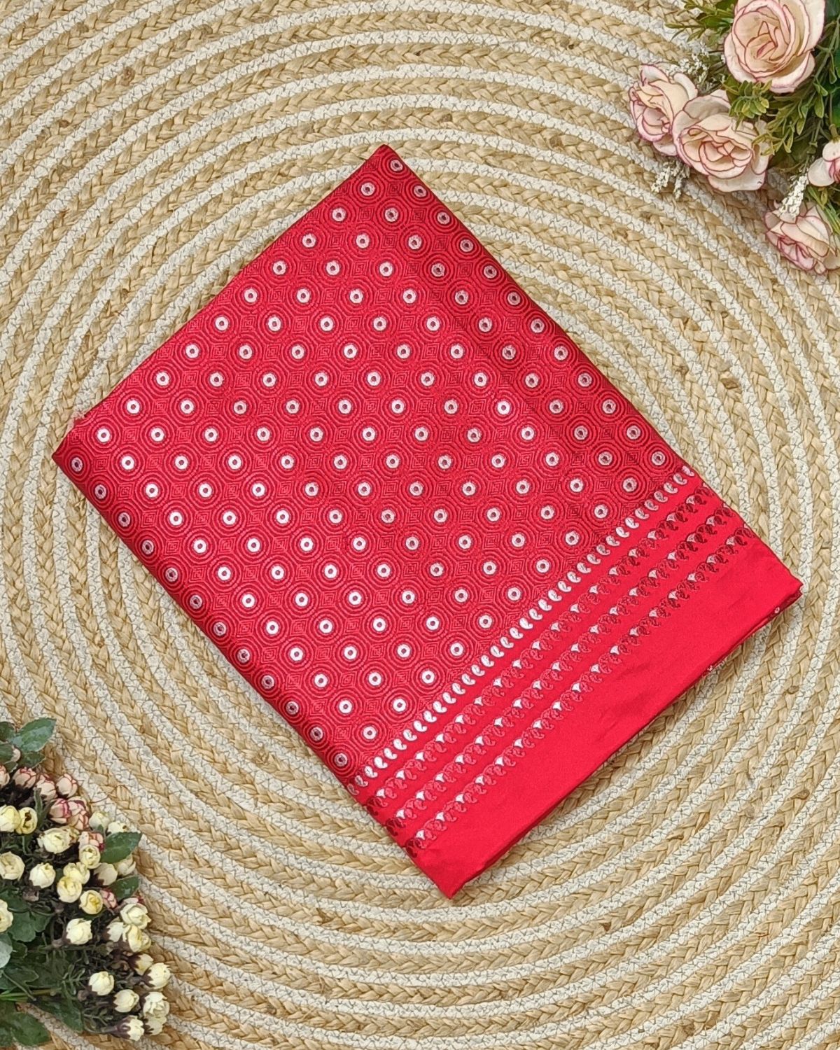 Semi paat mekhela sador - Scarlet red