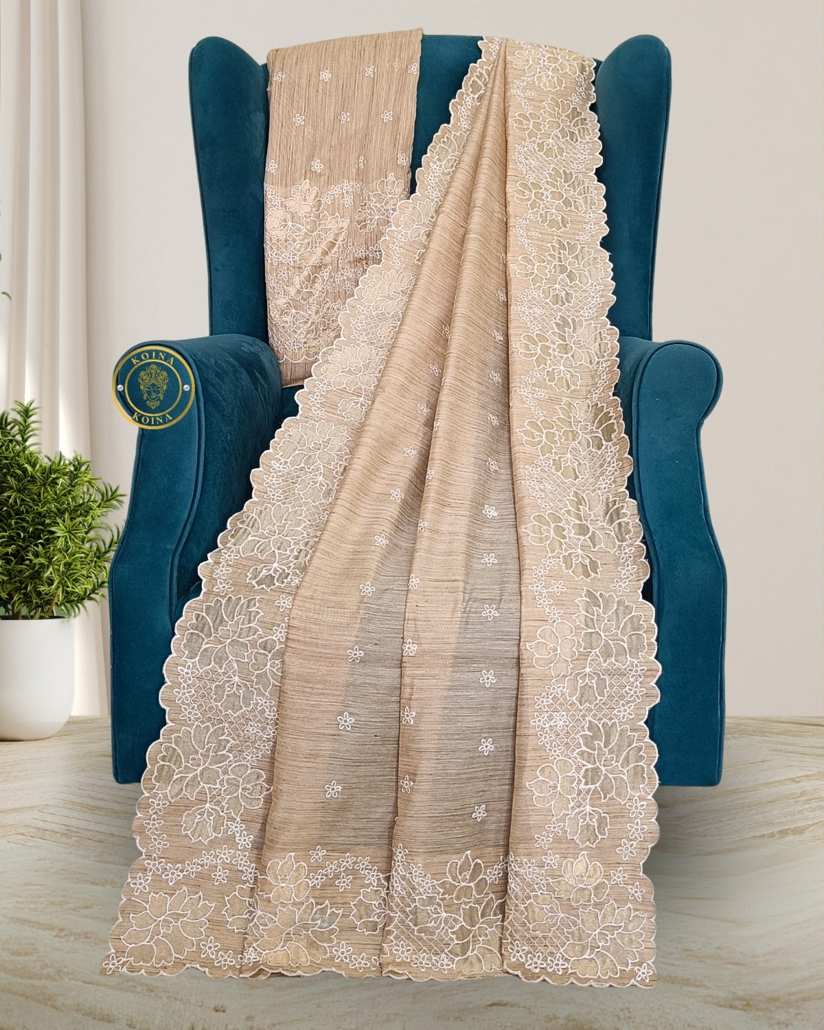 Semi ghisa aplic work mekhela sador