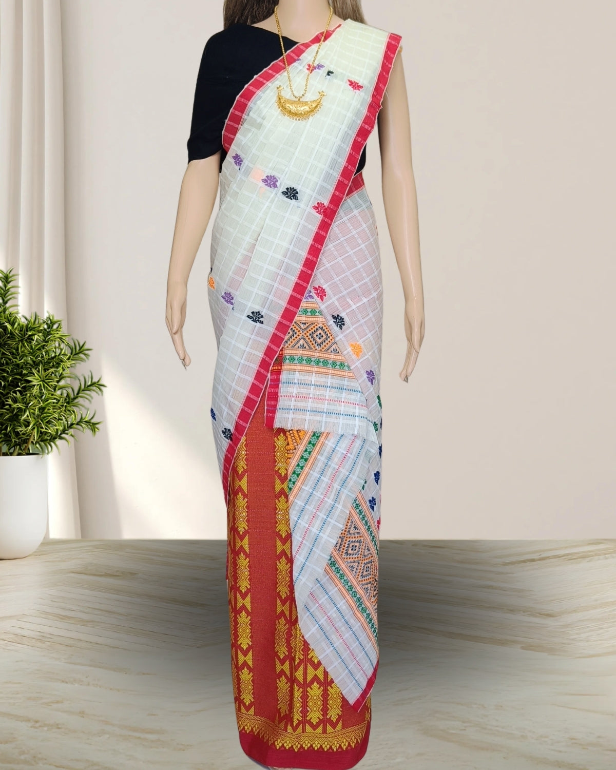 Semi nuni single sador with gos buta motifs