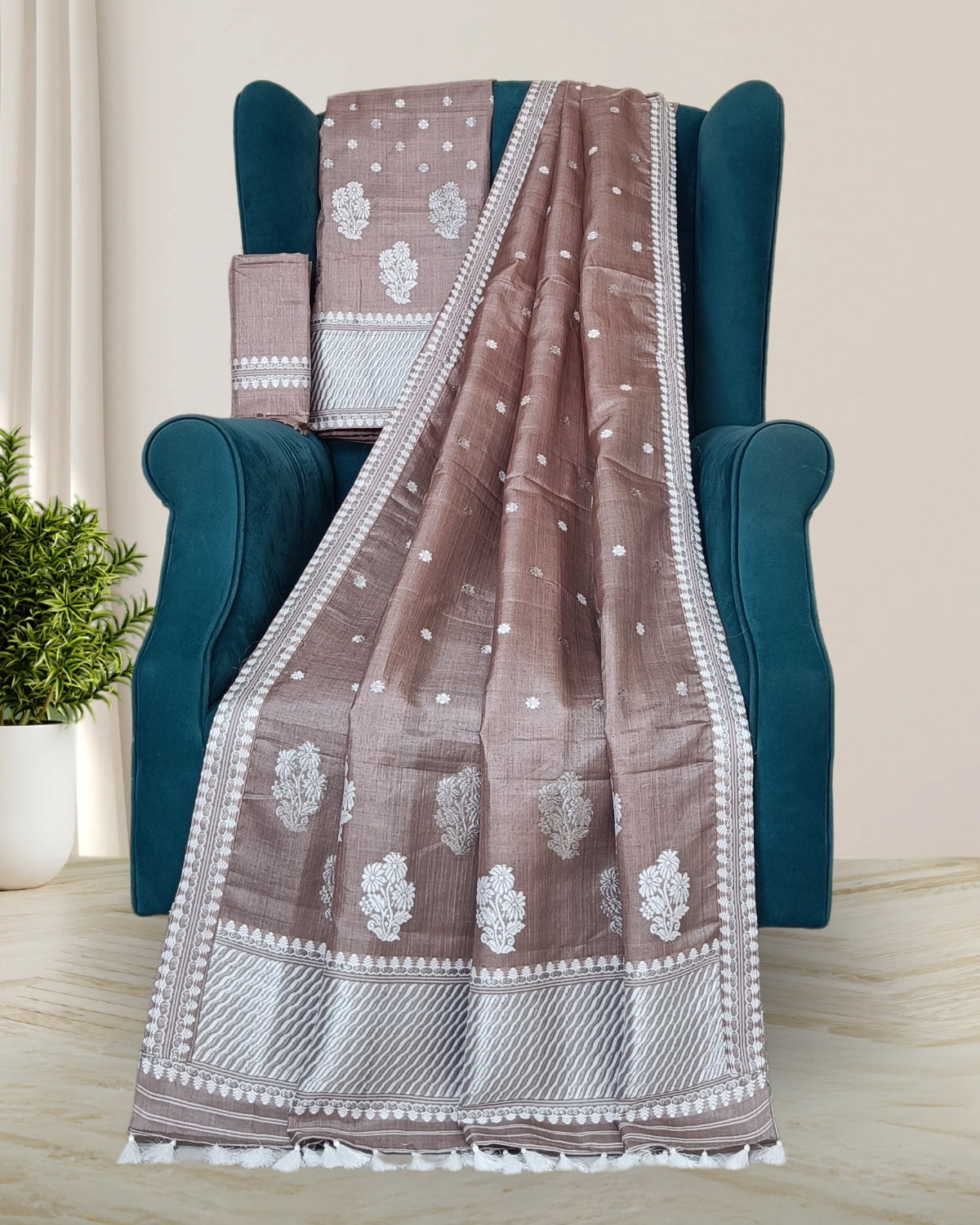 Dyed tussar silk mekhela chadar