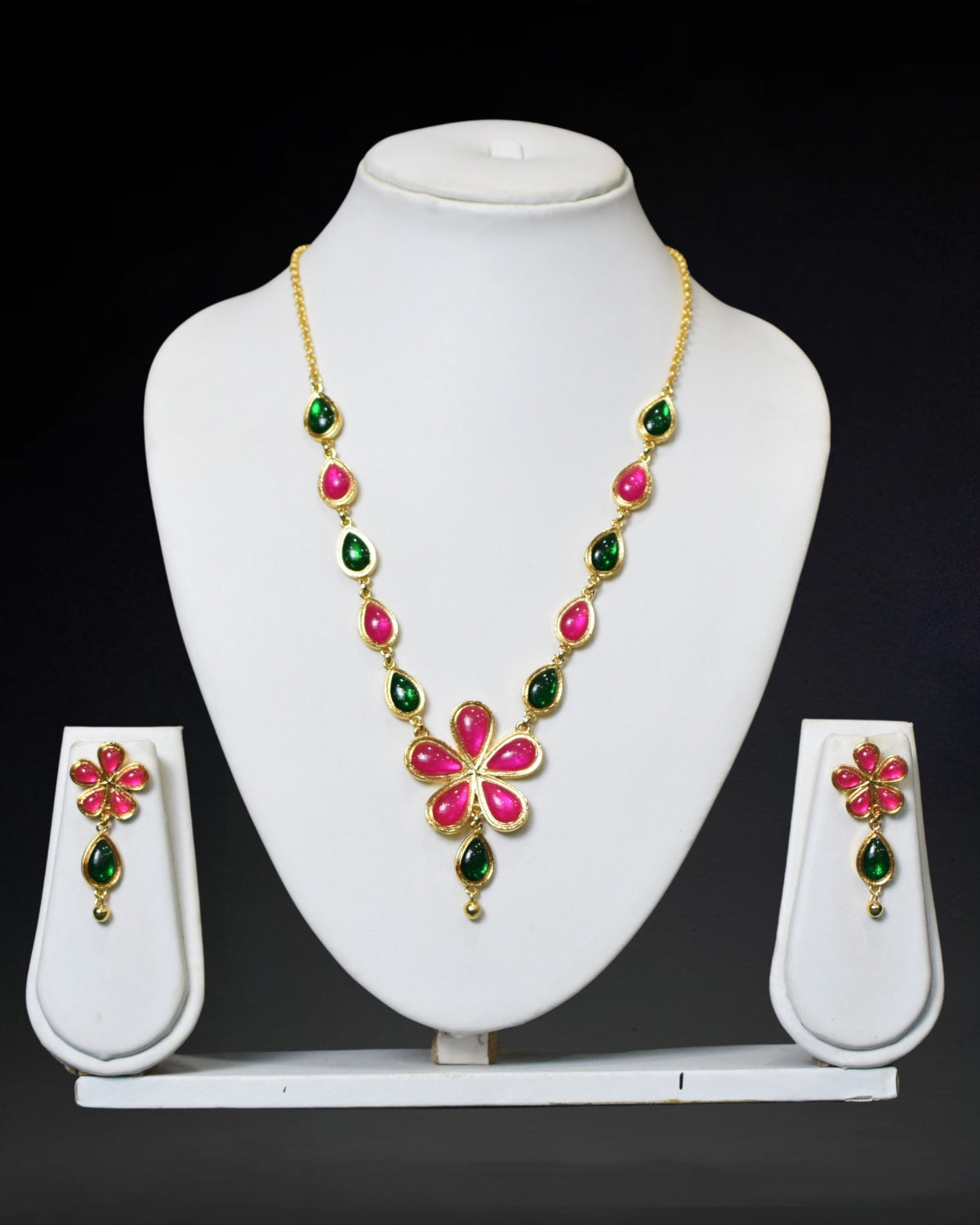Flower design jewellery set