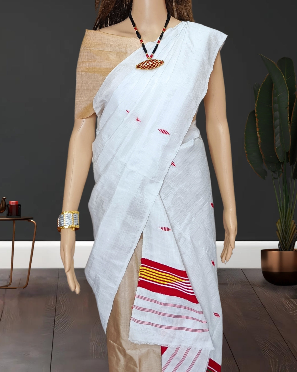 White dhulai paat single sador