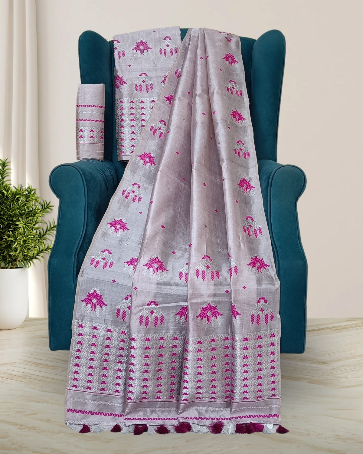 Dyed tussar silk x kesapaat mekhela chadar