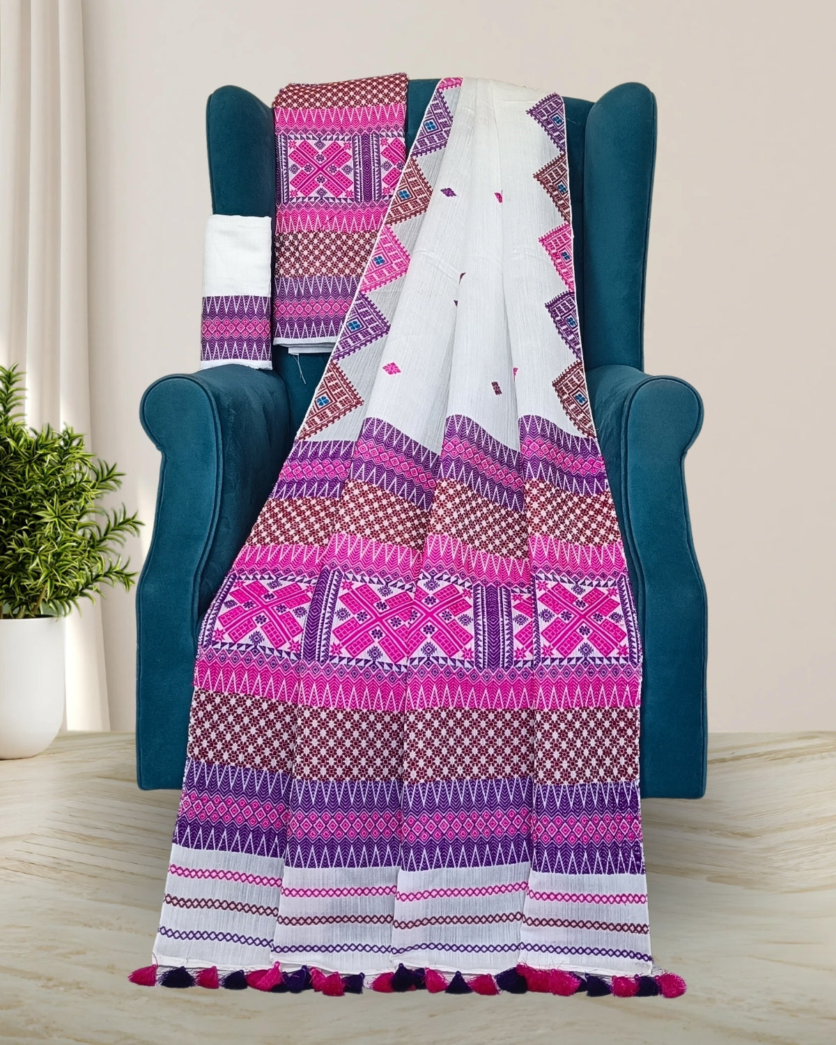White semi nuni mekhela sador with designer motifs