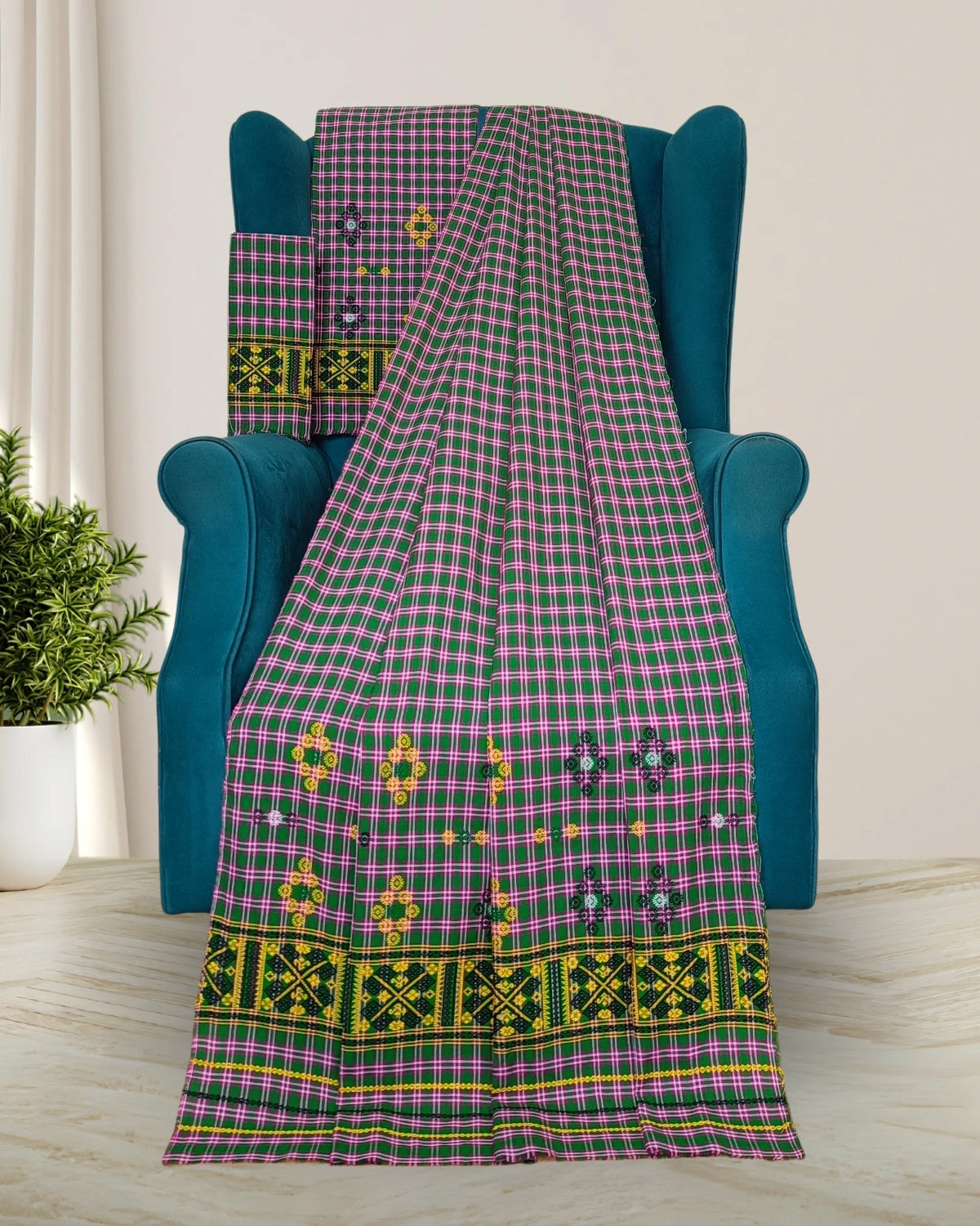 Pajok design Mising mekhela sador