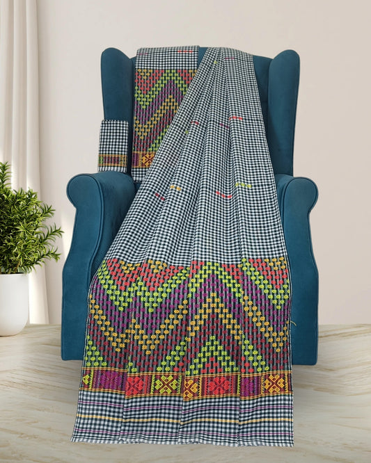 Pajok design Mising mekhela sador
