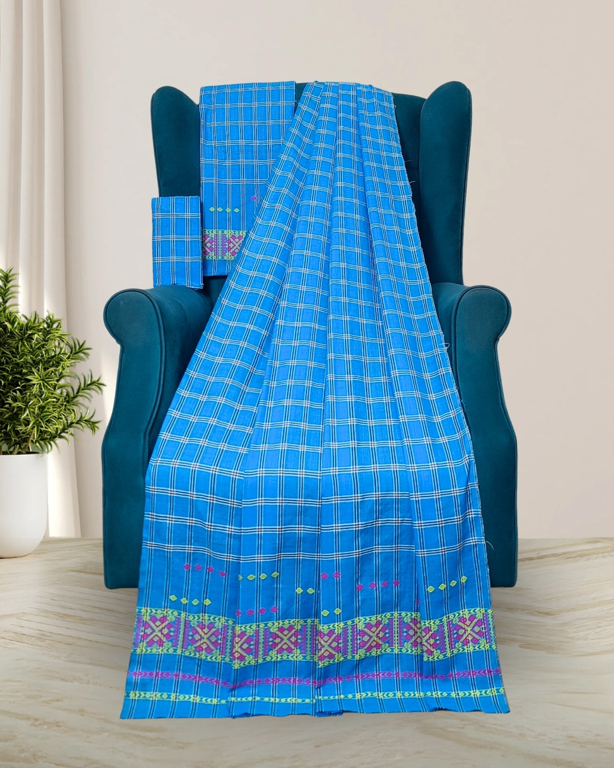 Pajok design Mising mekhela sador