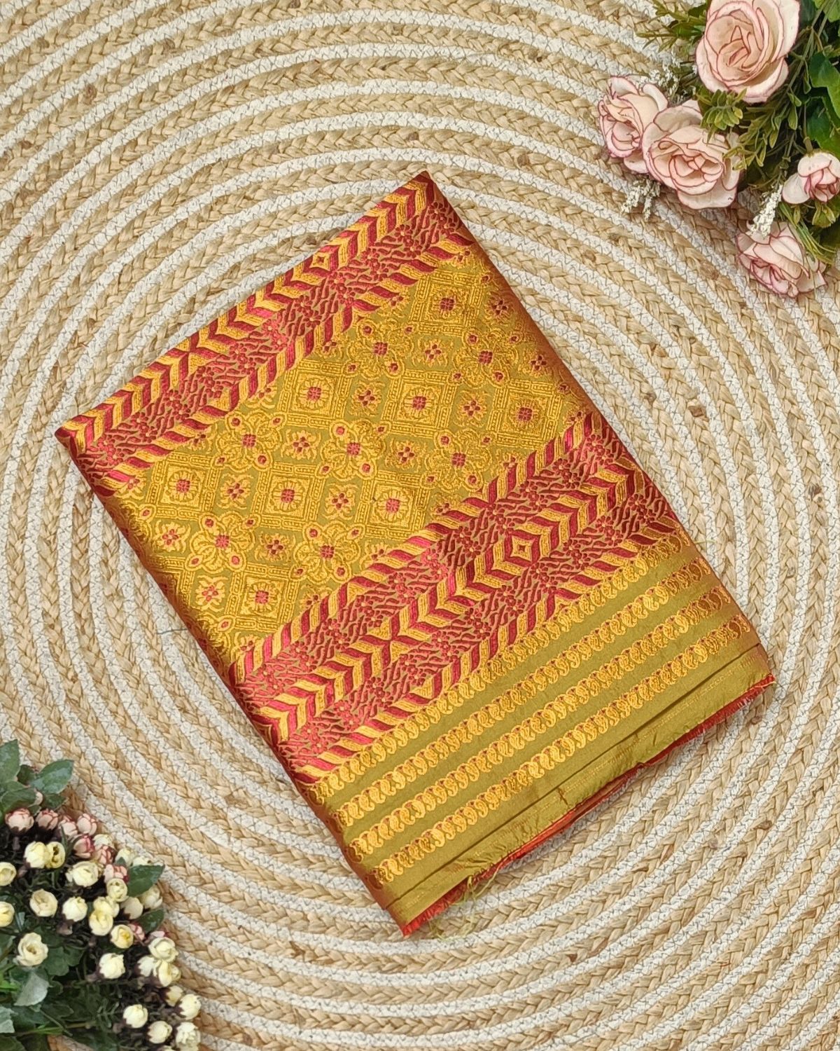 Semi paat mekhela sador with golden guna work
