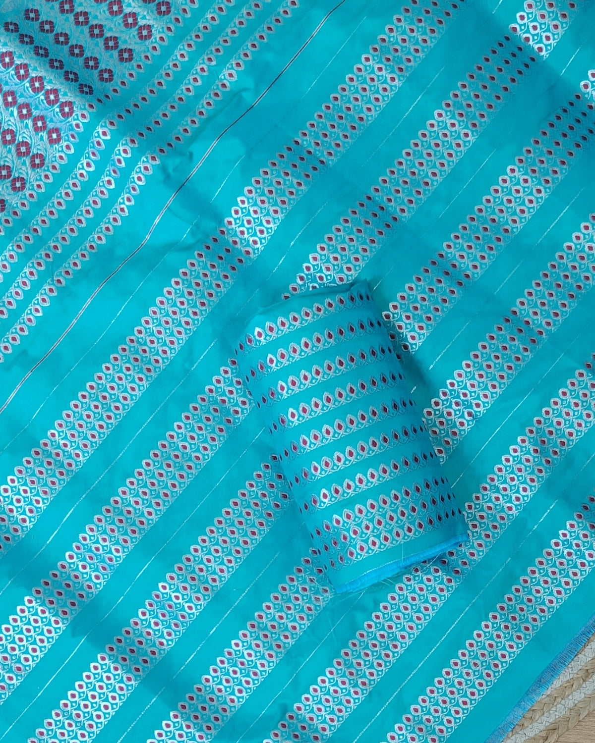 Mix paat mekhela sador