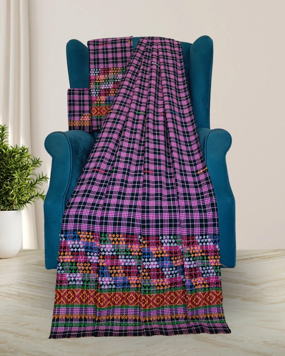 Pajok design Mising mekhela sador