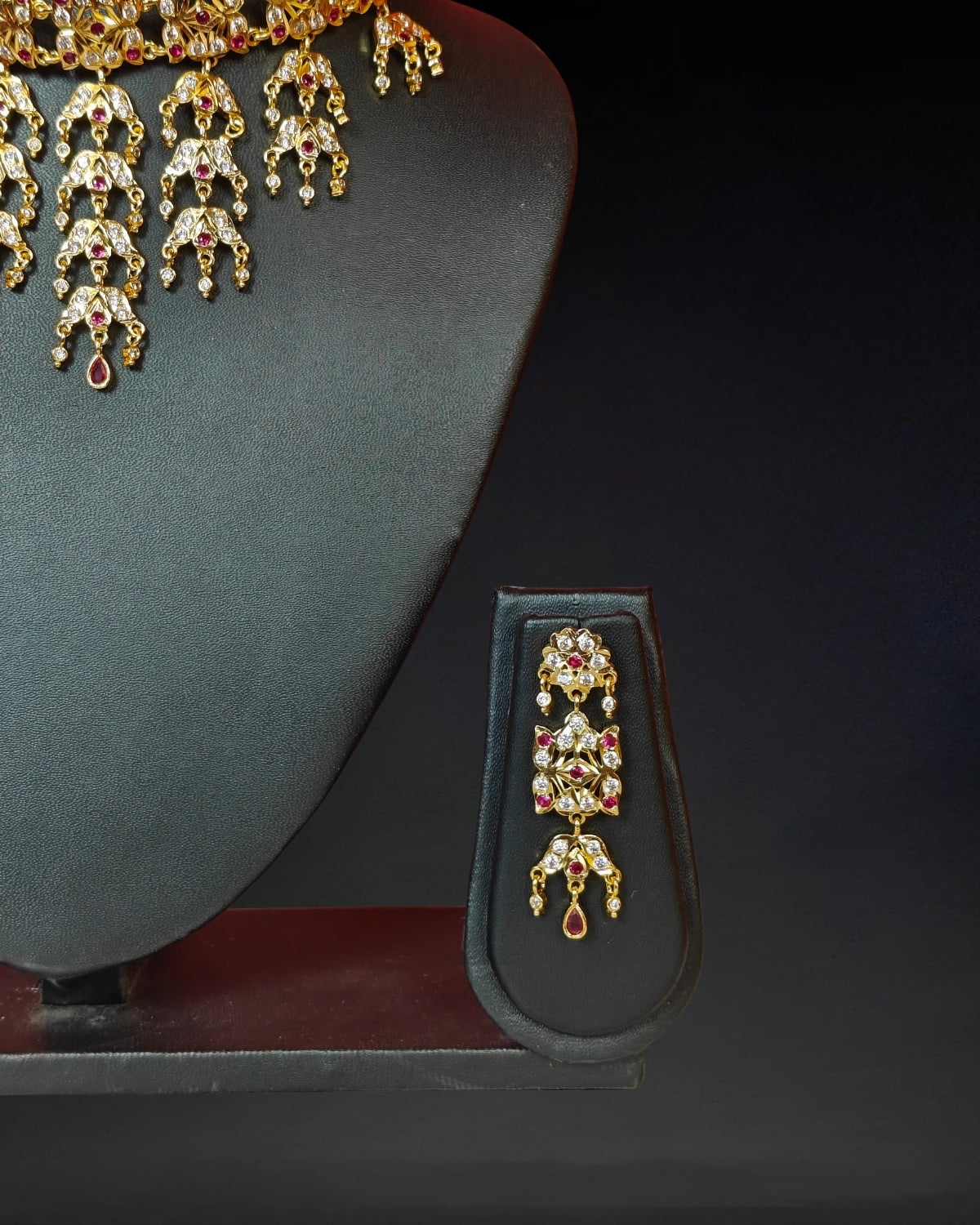 Bridal stone jewellery set