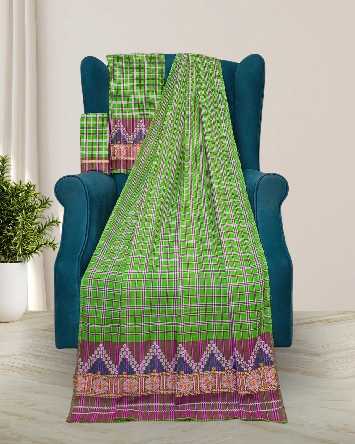 Pajok design Mising mekhela sador