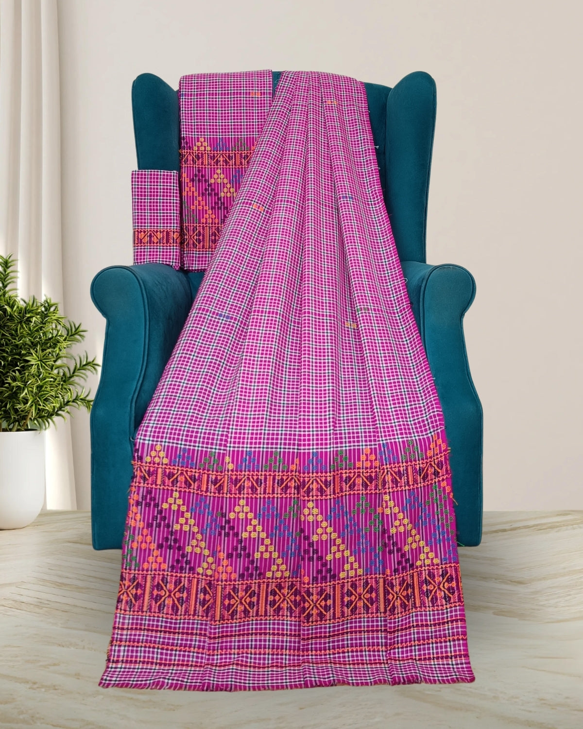Pajok design Mising mekhela sador