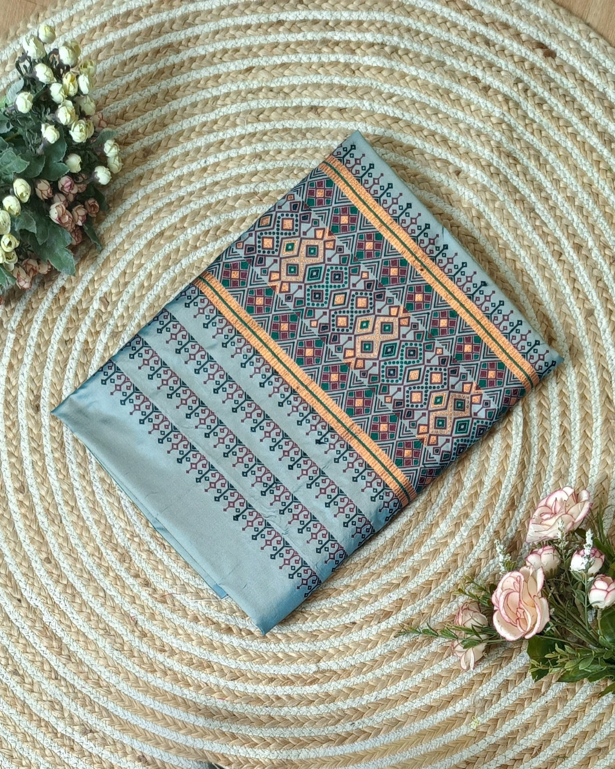 Mix paat mekhela sador
