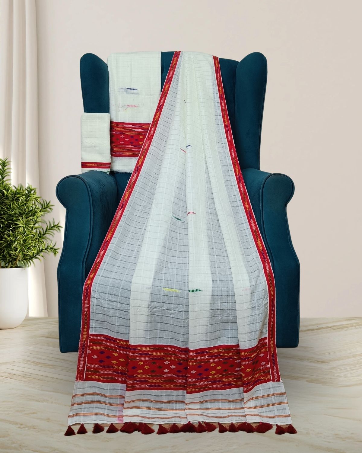 Semi nuni mekhela sador - Red kesh bosa