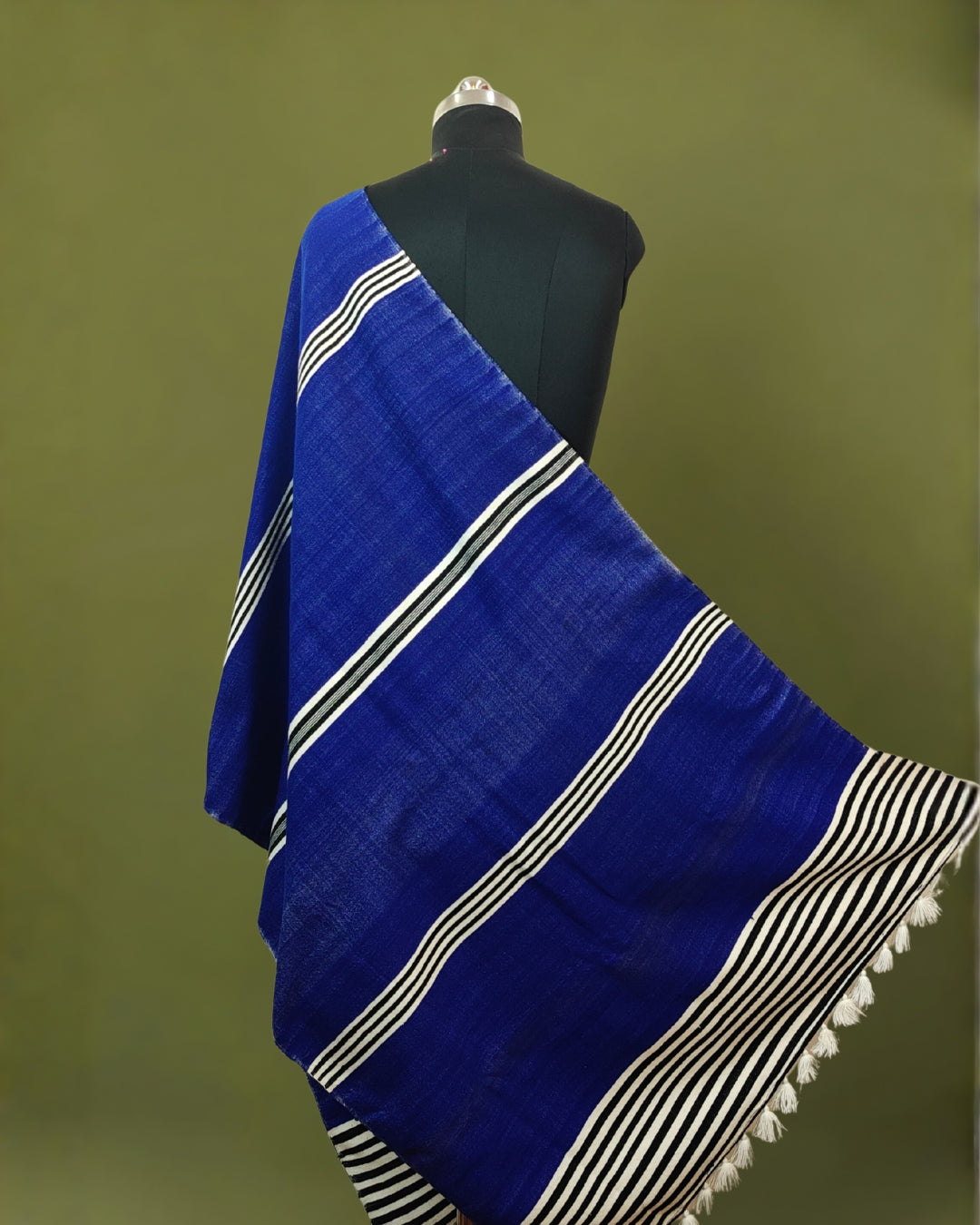 Mising Ribi design woolen Stole - Blue