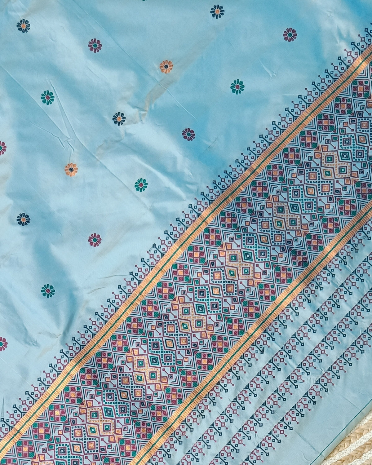 Mix paat mekhela sador
