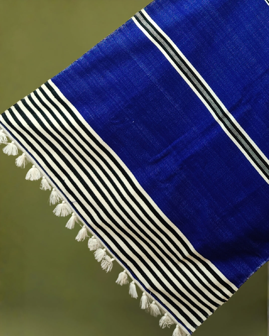 Mising Ribi design woolen Stole - Blue