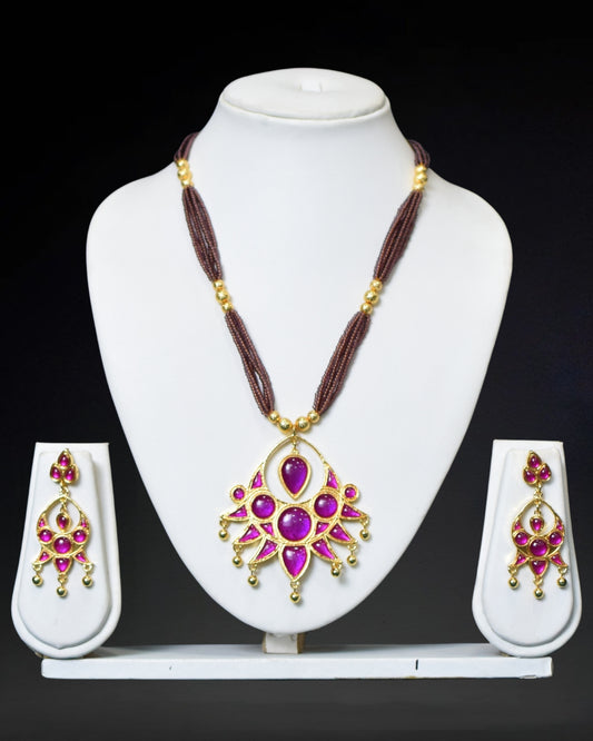 Purple jewellery set