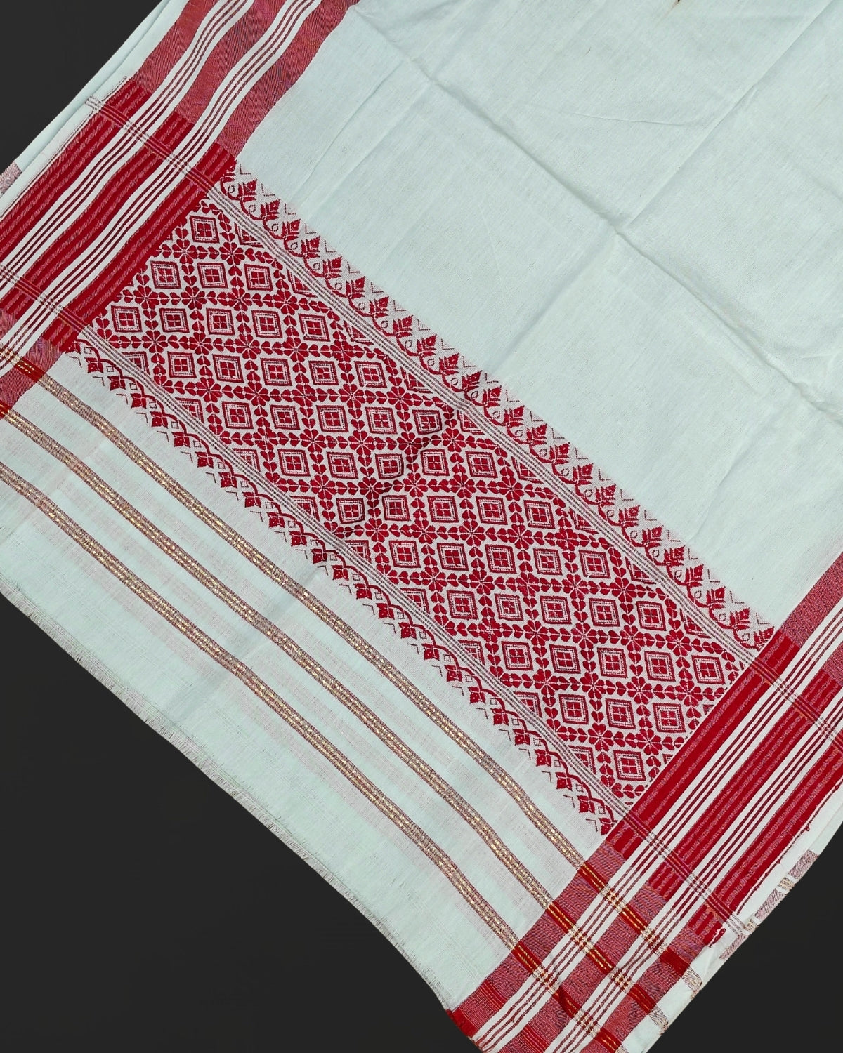 Assamese gamusa - Cotton