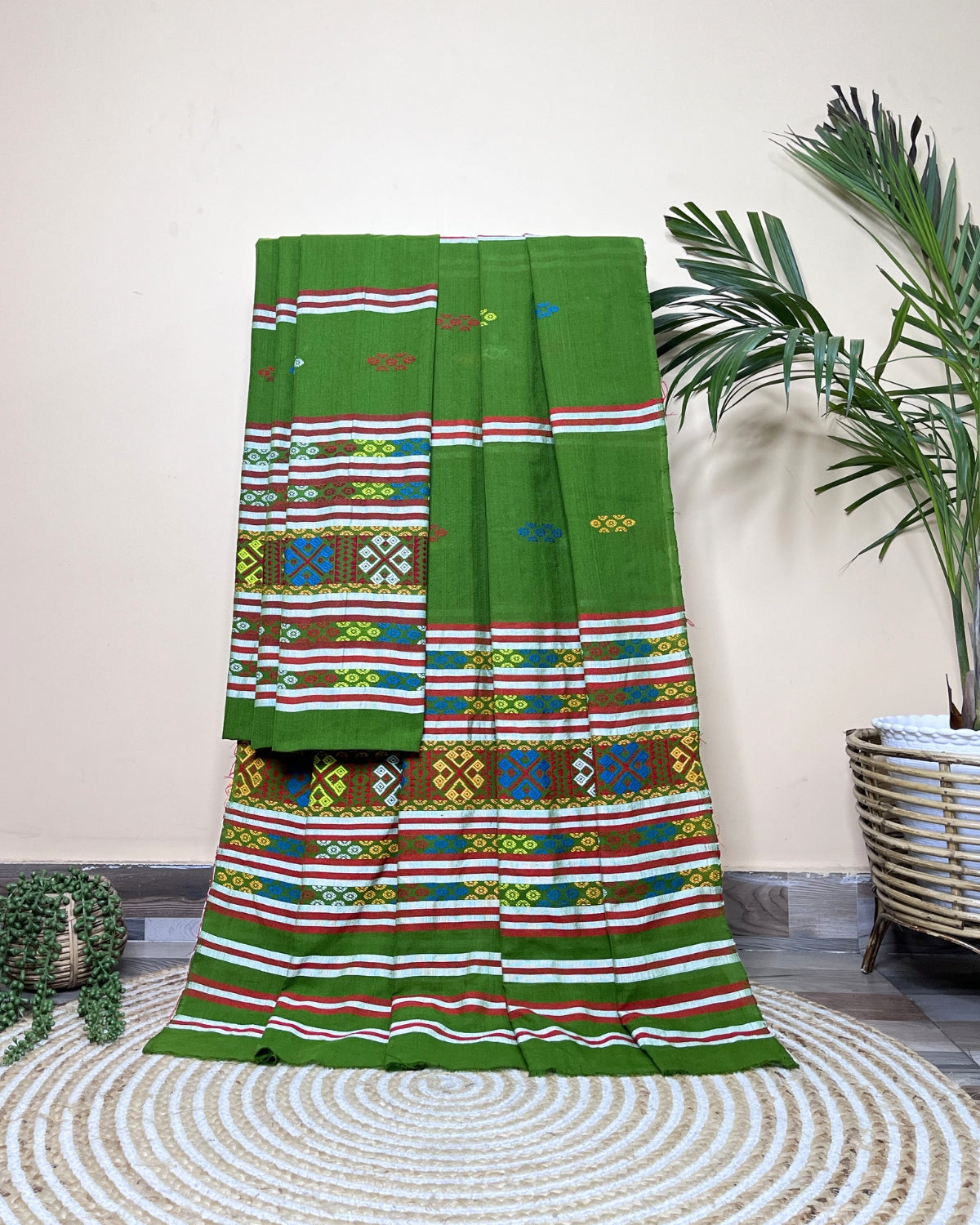 Ribi design Mising mekhela sador -Green