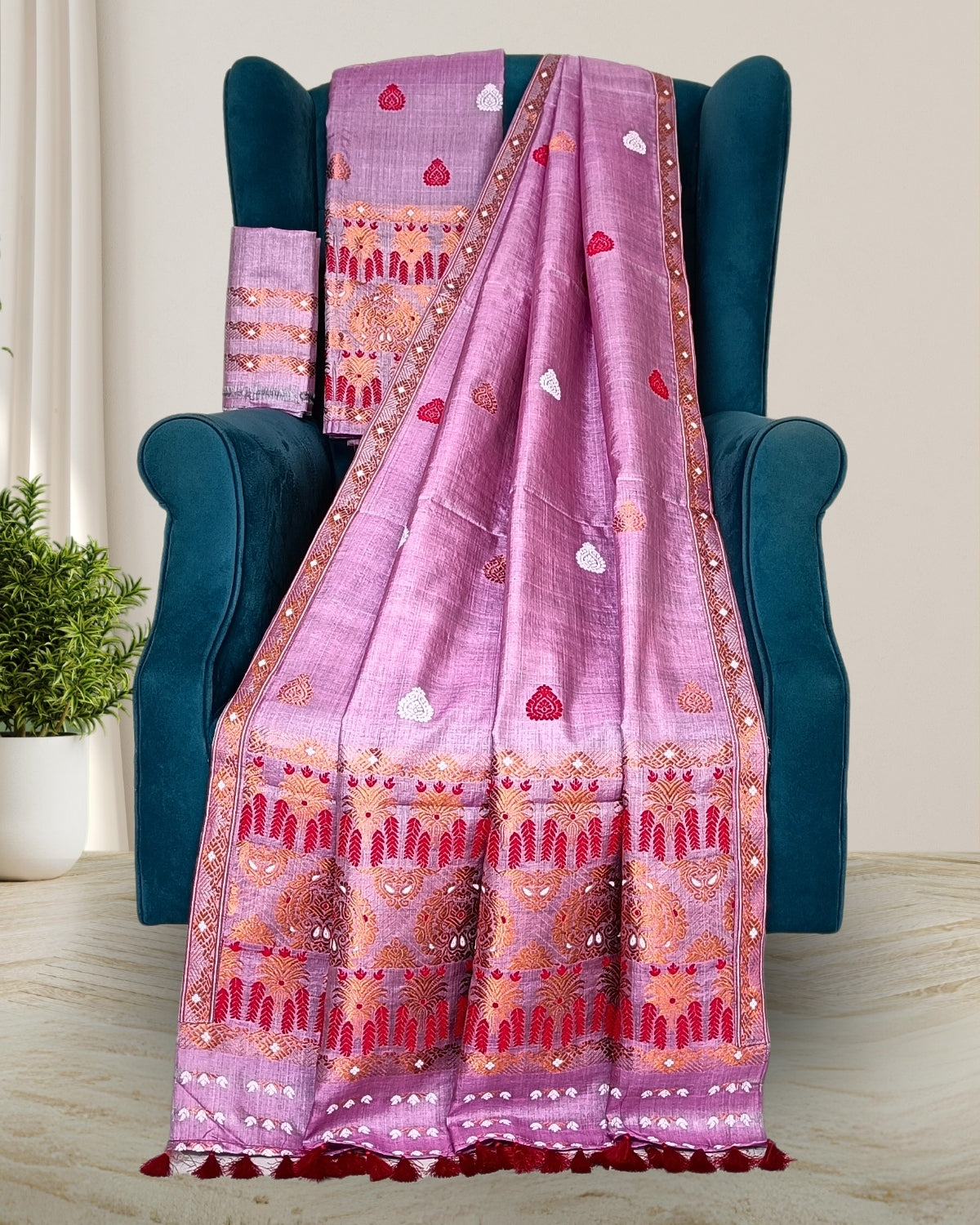 Dyed tussar silk mekhela chadar