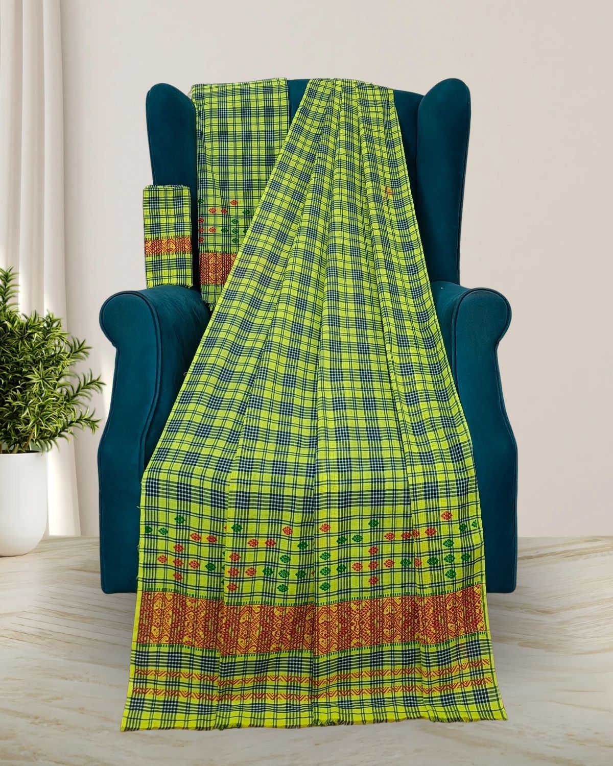 Pajok design Mising mekhela sador