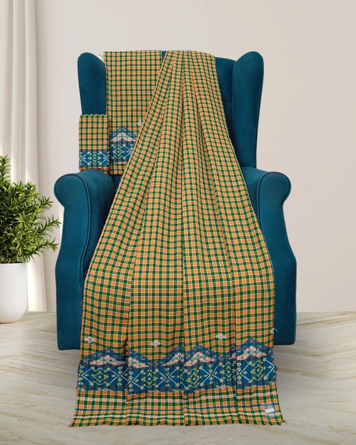 Pajok design Mising mekhela sador