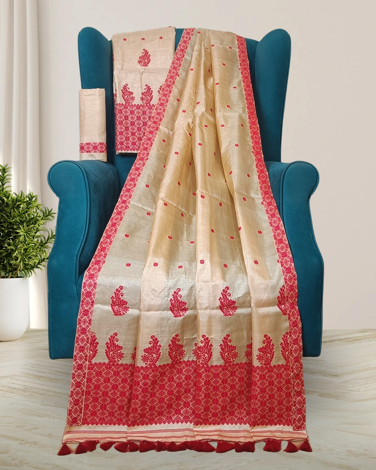 Tussar silk mekhela sador