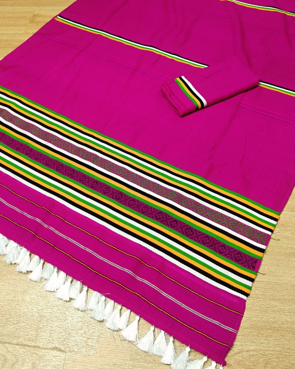 Ribi design Mising mekhela sador