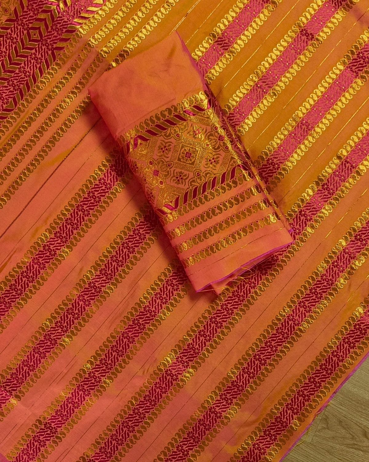Semi paat mekhela sador with golden guna work