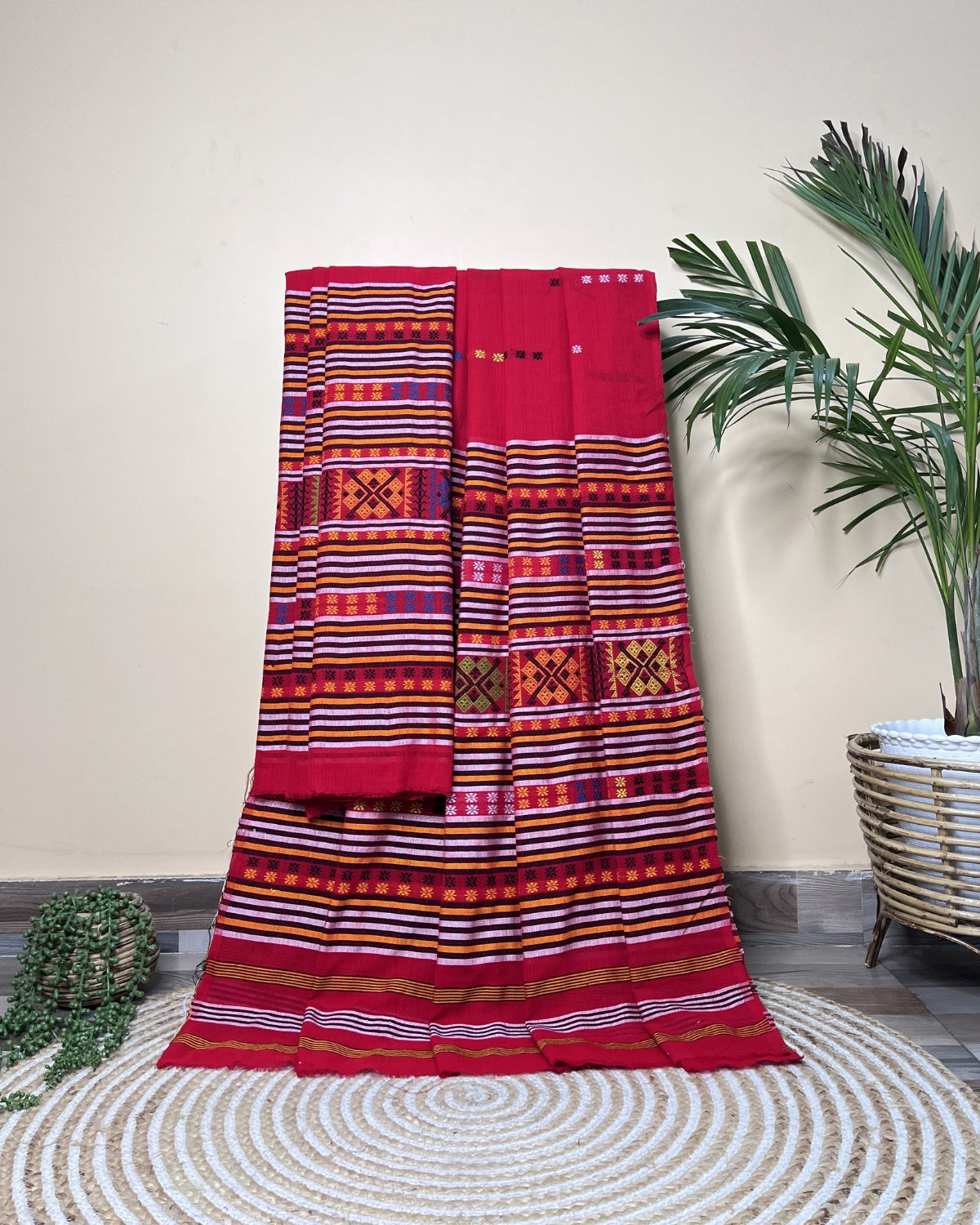 Ribi design Mising mekhela sador -Red