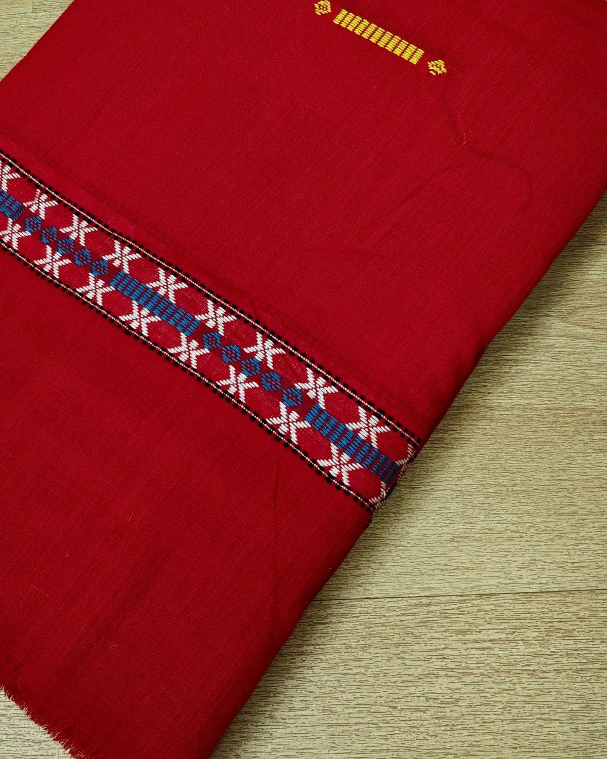 Gero design Mising mekhela sador - Red