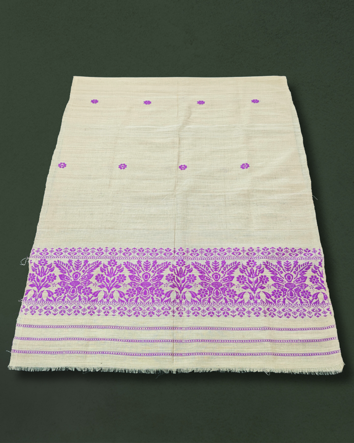 Eri-cotton stole with purple motifs