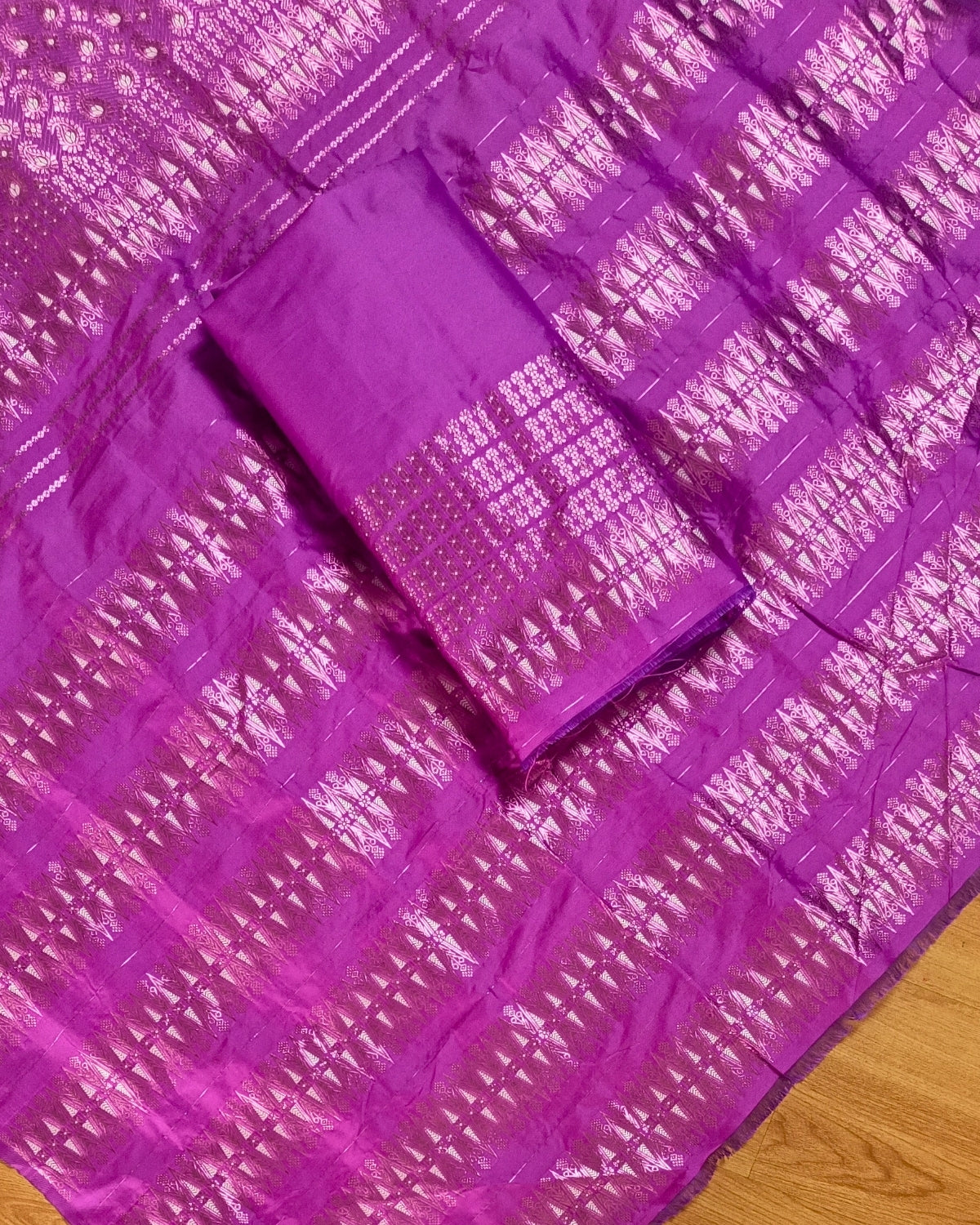 Semi paat mekhela sador - Lilac purple