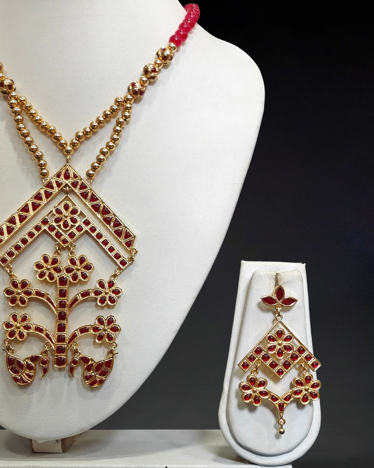 Heavy jewellery set