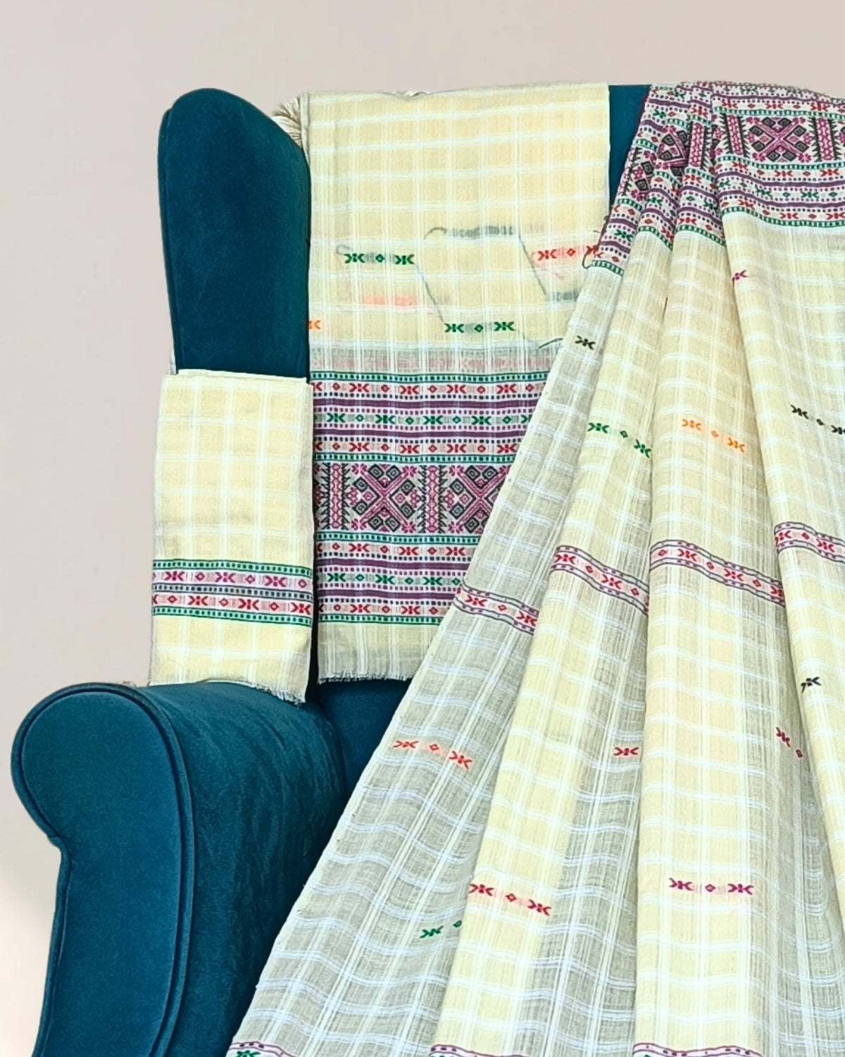 Gero design Mising mekhela sador - White