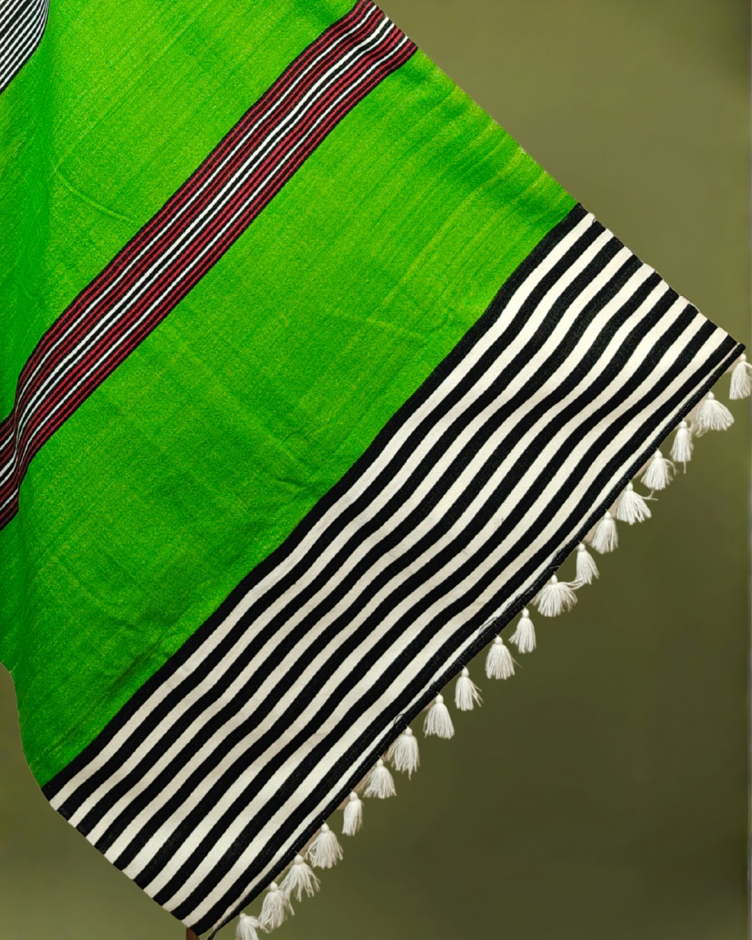 Mising Ribi design woolen Stole - Green