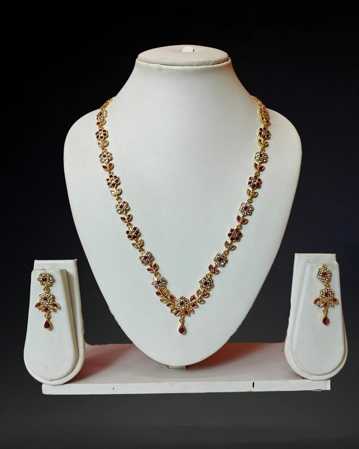 Stone jewellery set