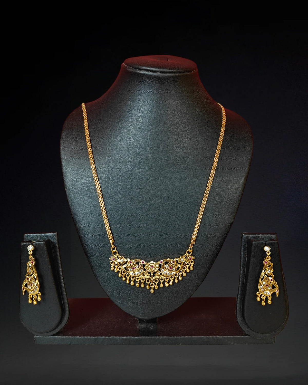 Stone jewellery set