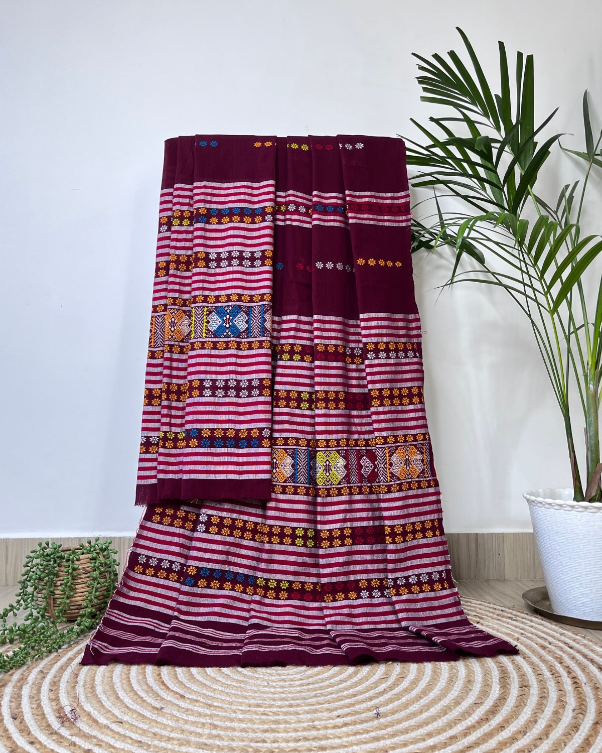 Ribi design Mising mekhela sador - Brown
