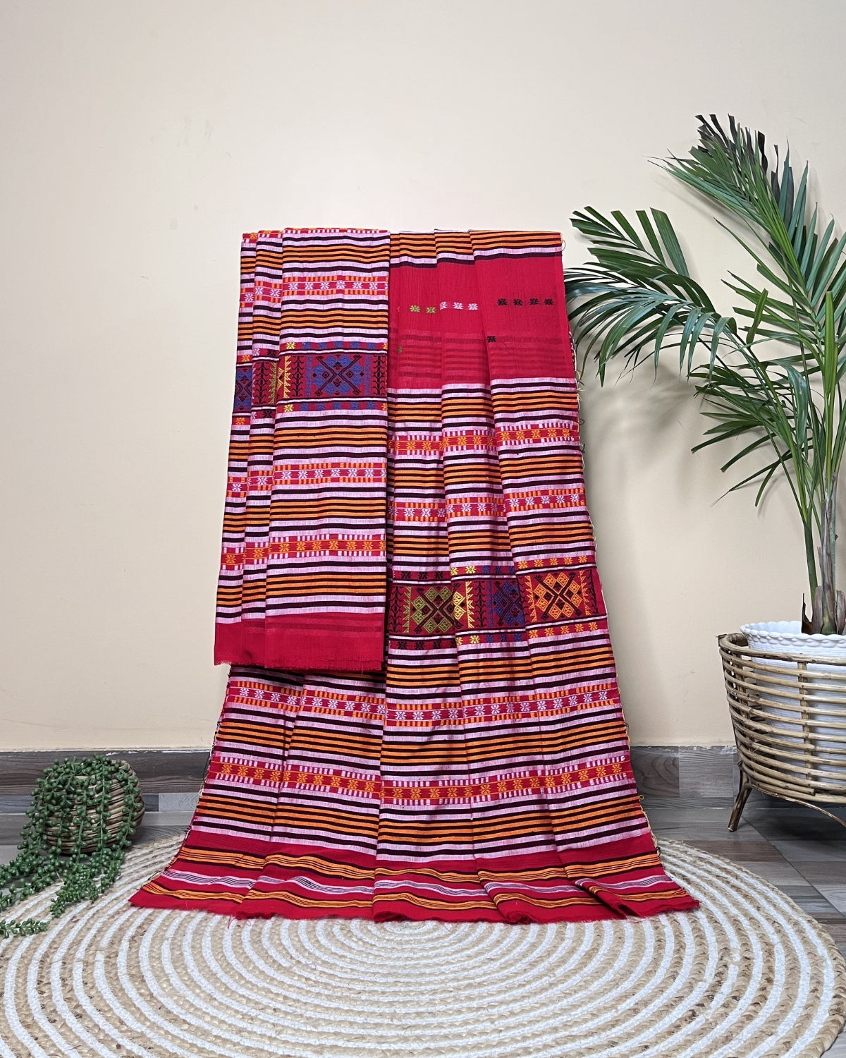 Ribi design Mising mekhela sador -Red