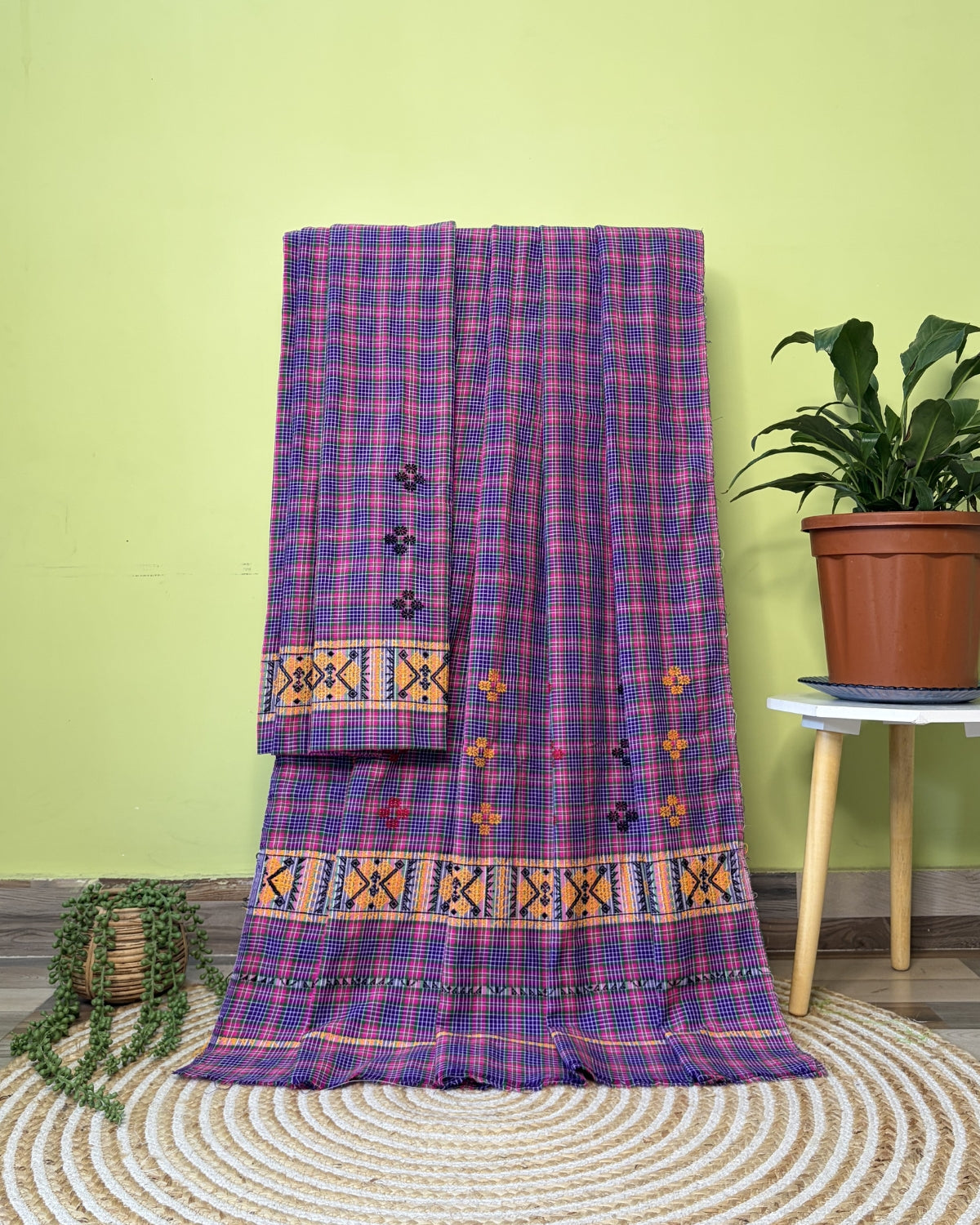 Pajok design Mising mekhela sador