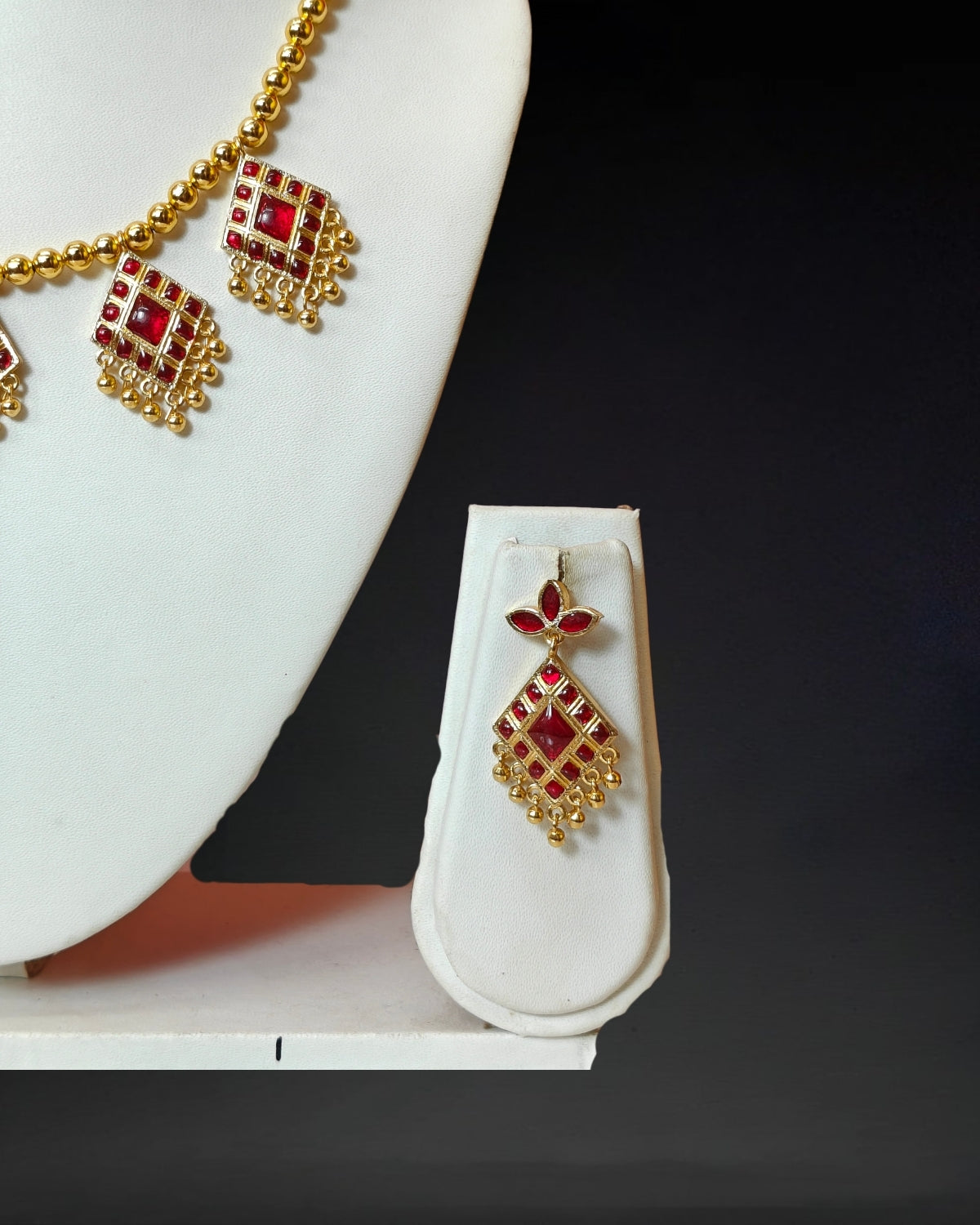 Barfi design jewellery set
