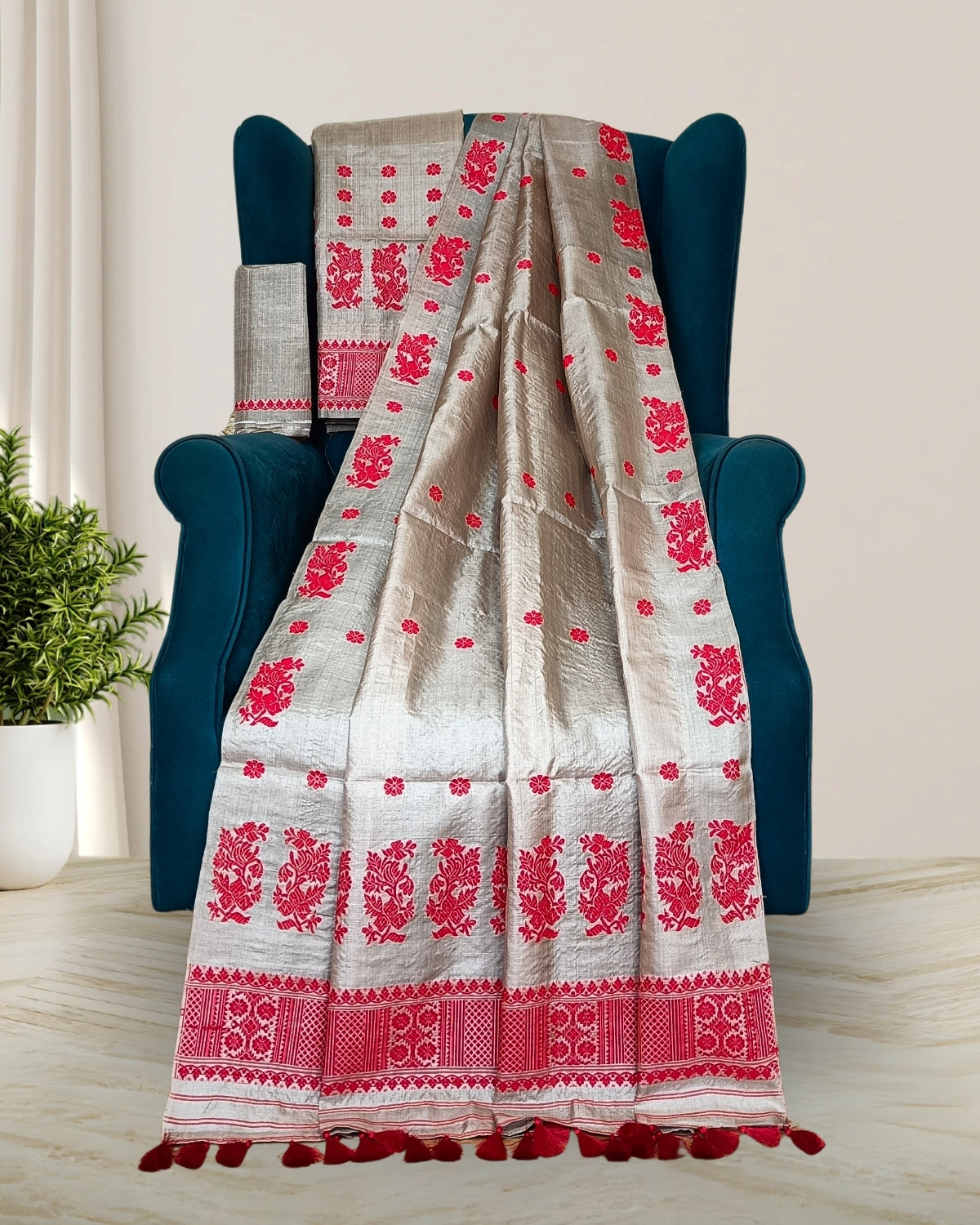 Tussar silk mekhela sador