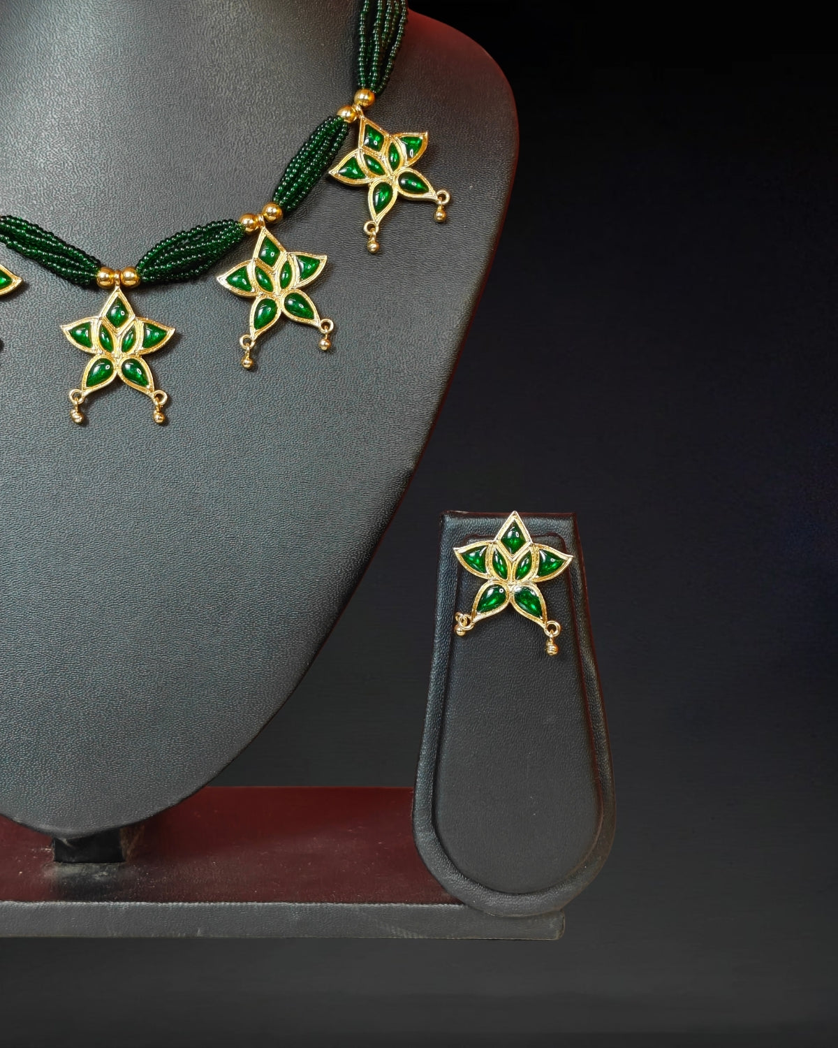 Star design jewellery set