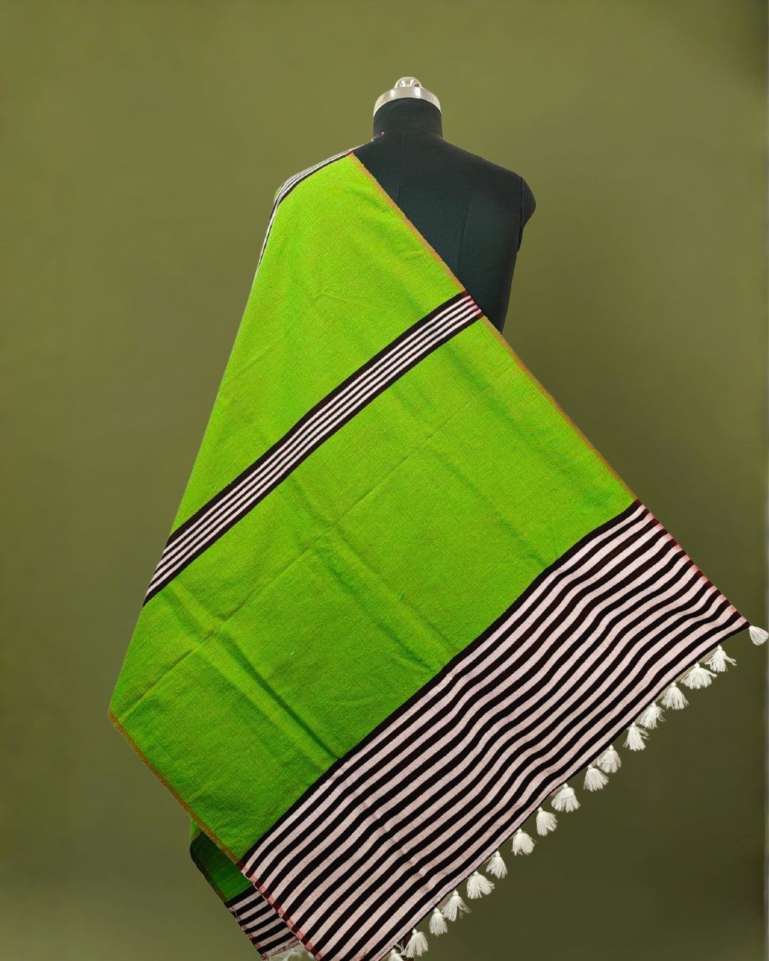 Mising Ribi design woolen Stole - Green