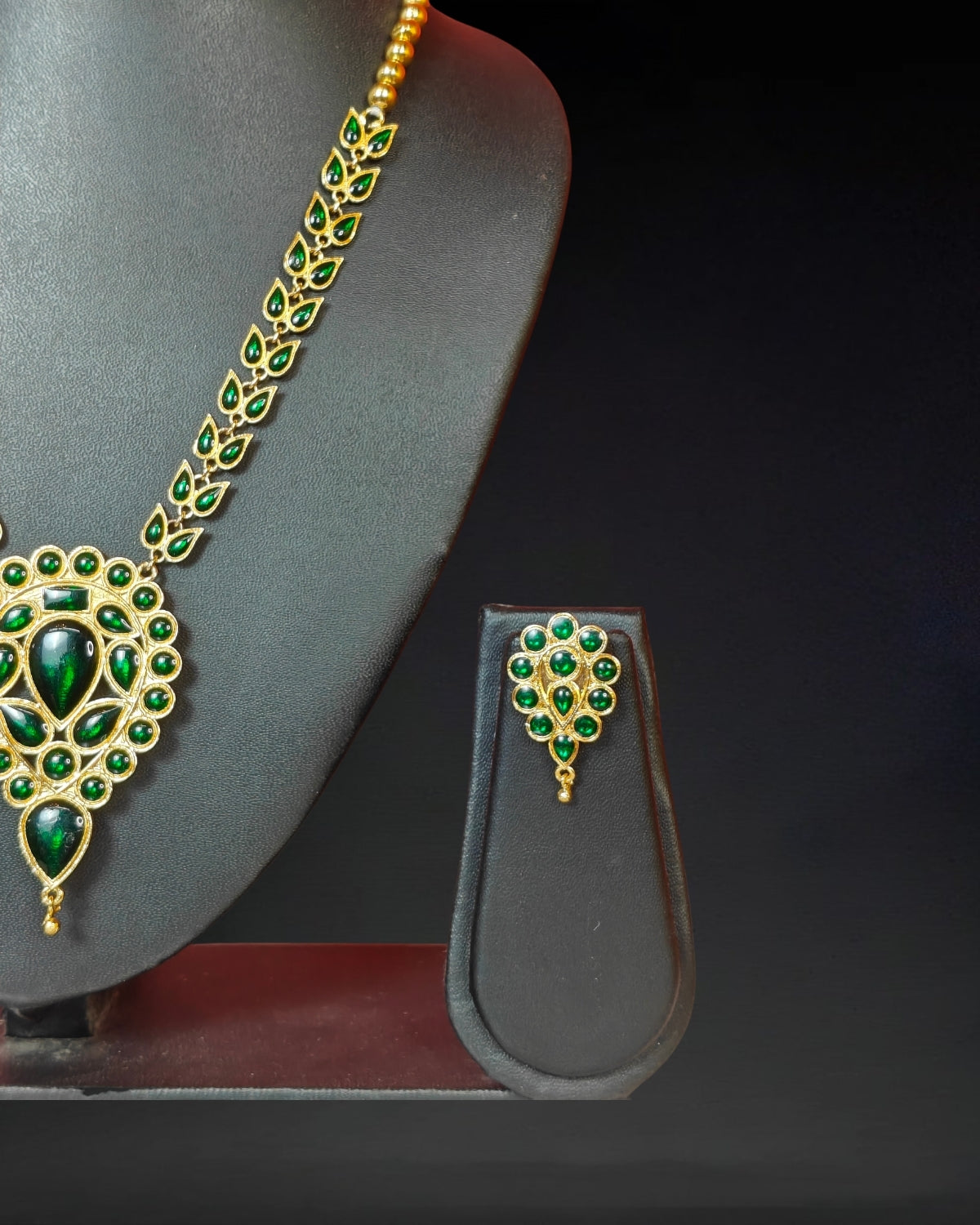 Green dugdugi set